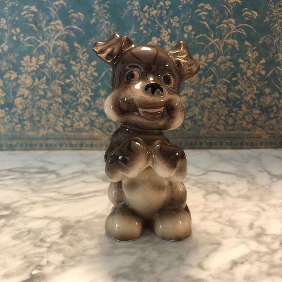 Vintage Begging Terrier Dog Figurine - Picture 1 of 4